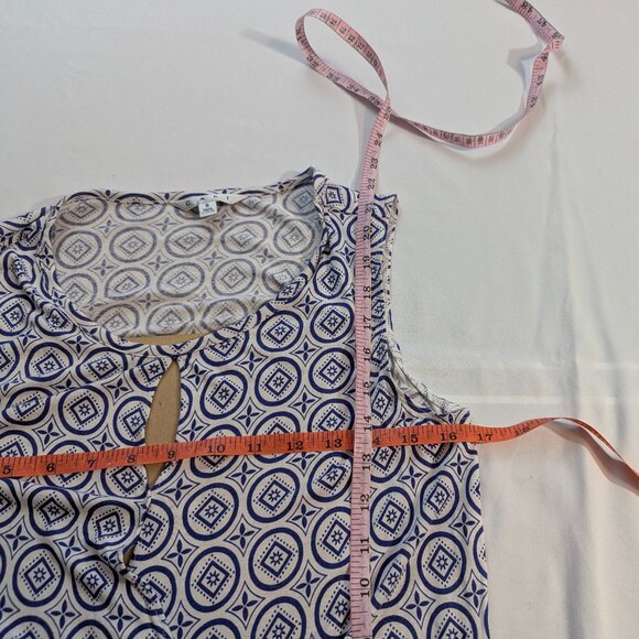 CAbi Size Small Sleeveless Navy and White Crossover Top - Picture 13 of 15